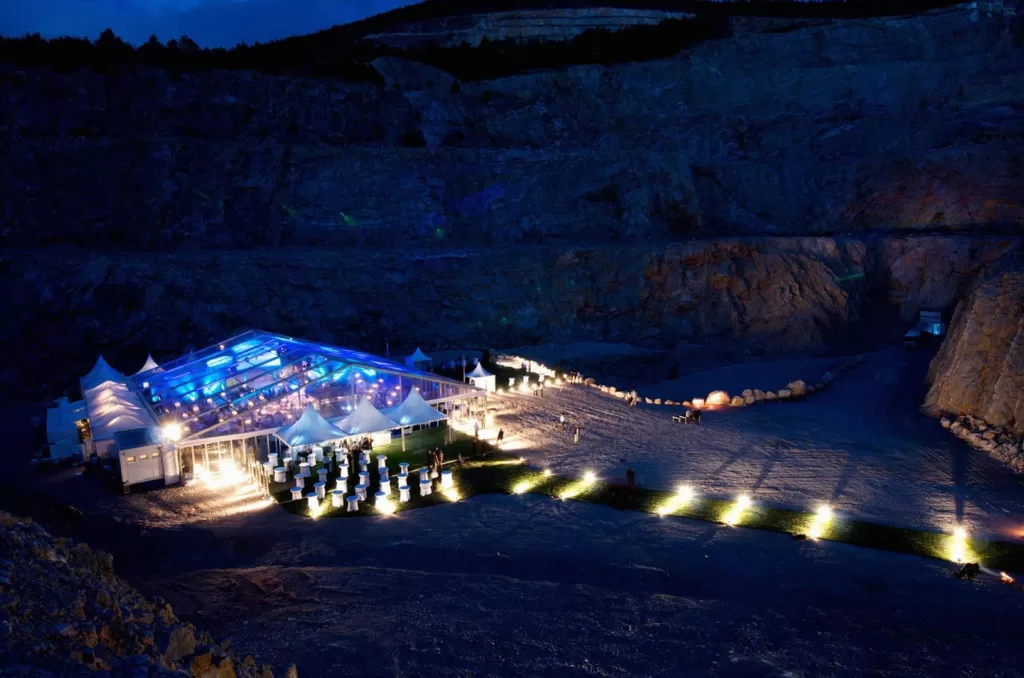 location-chapiteau-transparent-evenement-inauguration-entreprise-copy